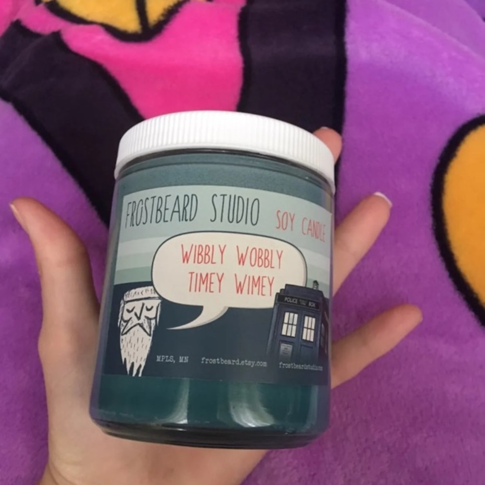 Dr. Who Wibbly Wobbly Timey Wimey Bookish Candle - Picture 9 of 9